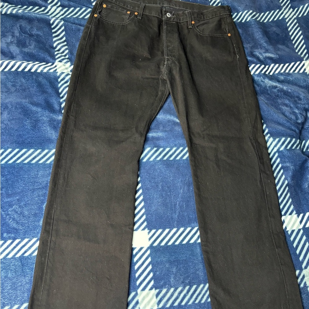 Levi’s 501s 38x32